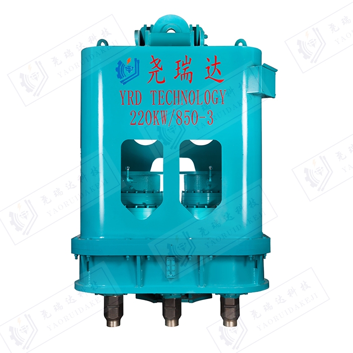 三軸鉆動(dòng)力頭